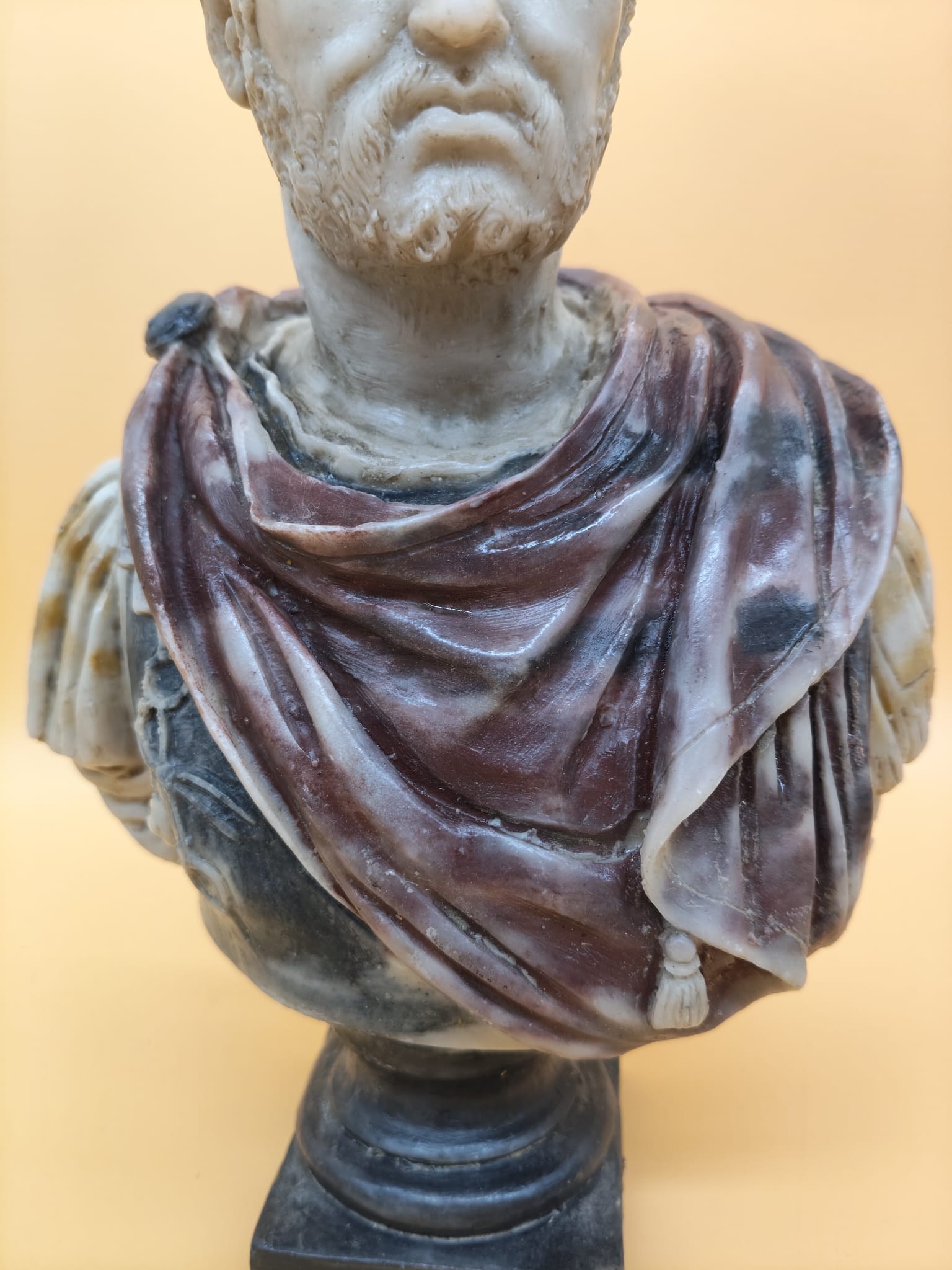 Busto romano de emperador Caracalla